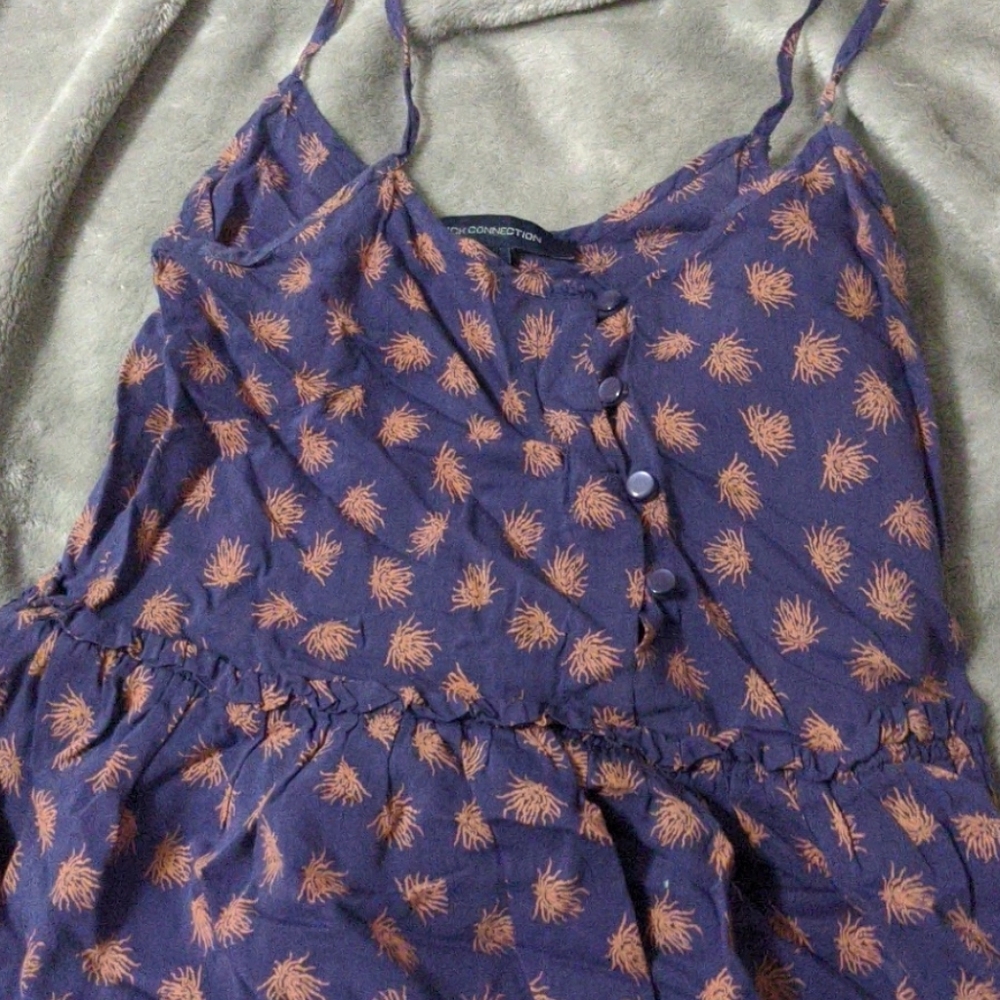 Dress - Picture 2 of 4